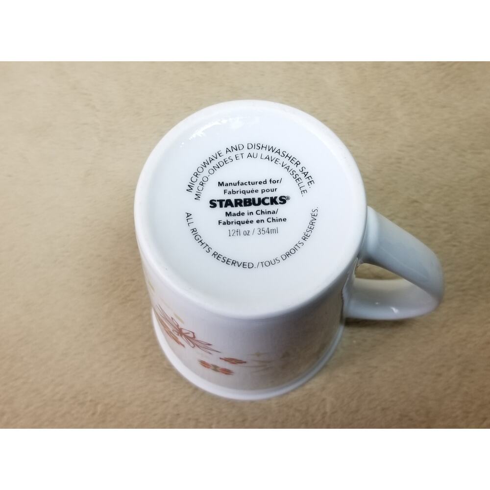 Starbucks Christmas Holiday Coffee Mug 12oz Teacup 2013 White Red 4 3/4" - Picture 11 of 13